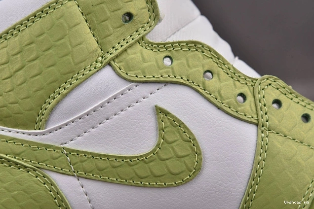 Mid DV2959-113 Jordan 1 Python (W) Green  1125